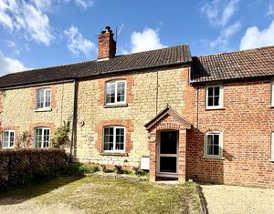 Living Room- click for photo gallery